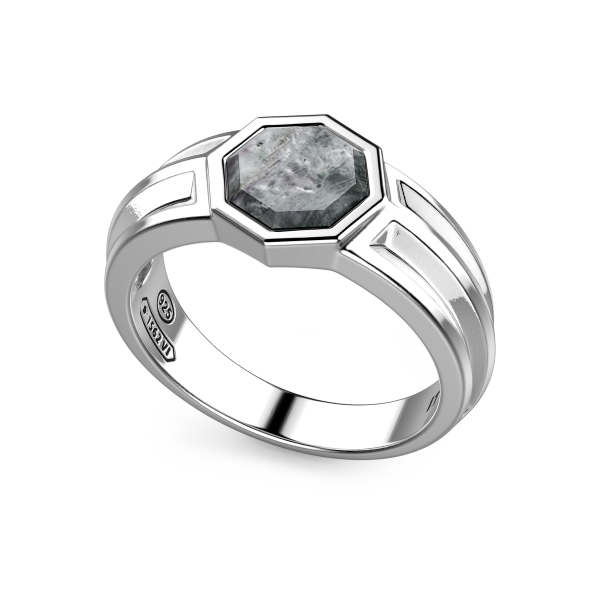 Zancan silver ring with hexagonal stone in black mother of pearl.