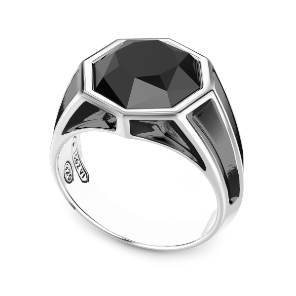 Silver ring with hexagonal onix stone.